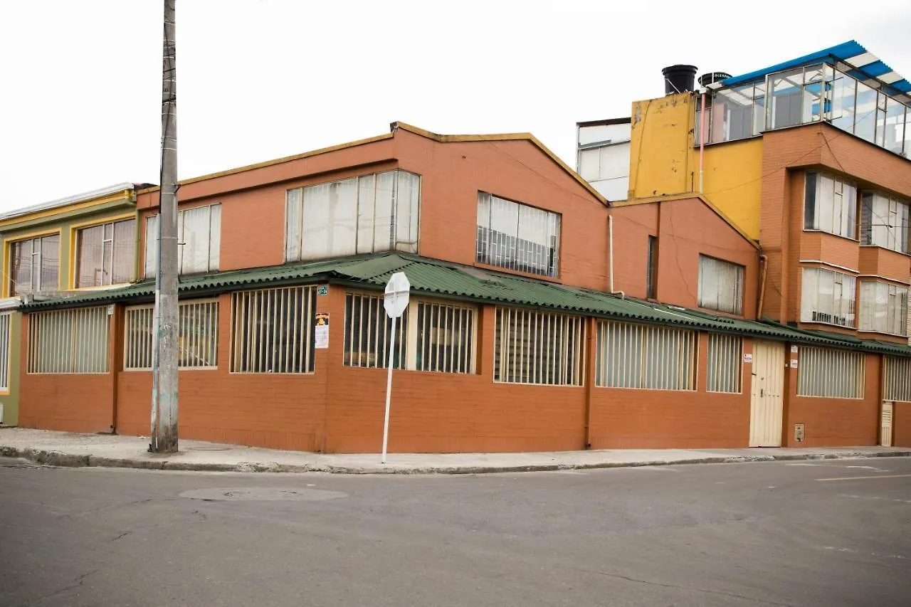 **  Deportel Bogota Hostel Colombia